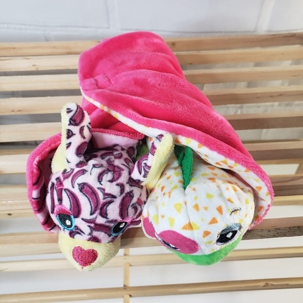Basic Fun Mini Cutetitos Pink Puppy and Lizard Beanie Set 5" Toddler Soft Toy - Picture 2 of 11